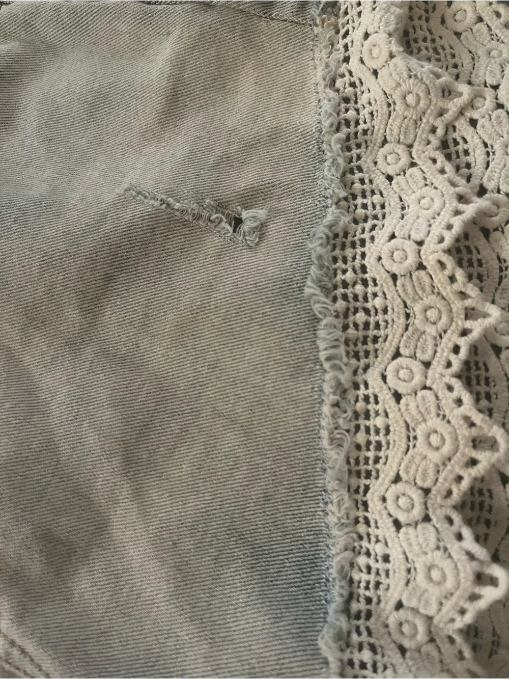 Free People Lace Trim Shorts Women 26 Blue Light Wash Denim Boho Y2K Distressed